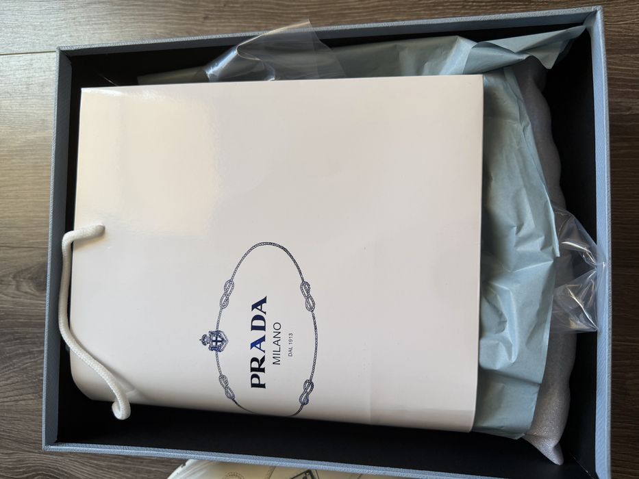 Обувки Прада Prada