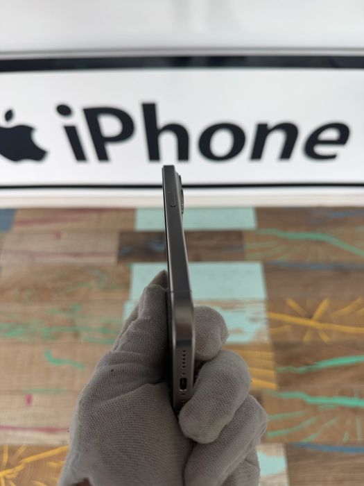 Iphone 15pro 256gb 100%bt чисто нов почти не е използван