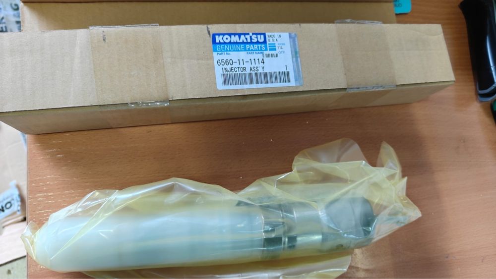 Форсунка в сборе Komatsu, для QSK23