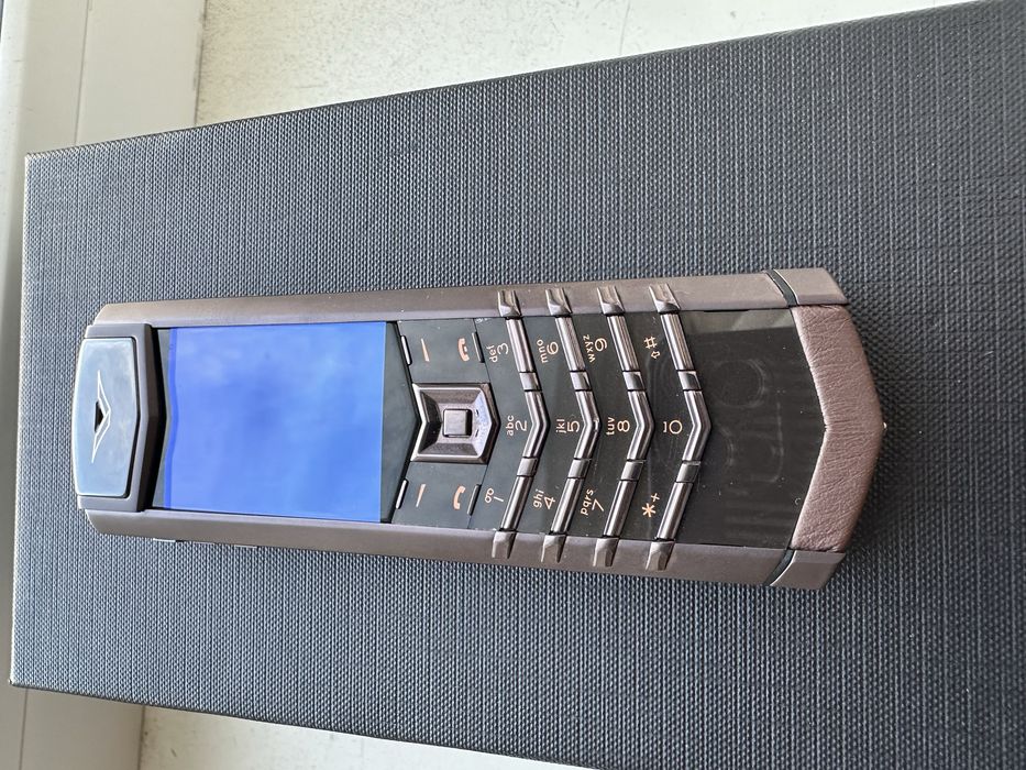 Телефон Vertu Premium