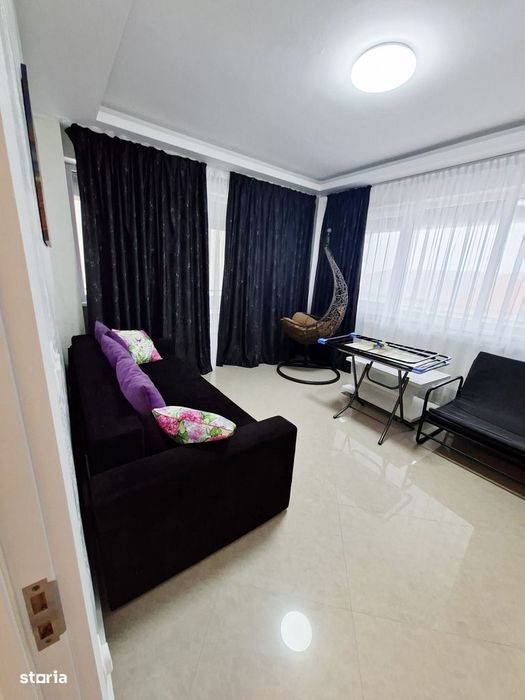 Apartament frontal la mare, cu loc de parcare in proprietate