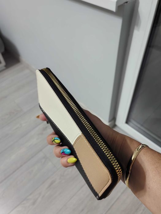 Стилно дамско портмоне