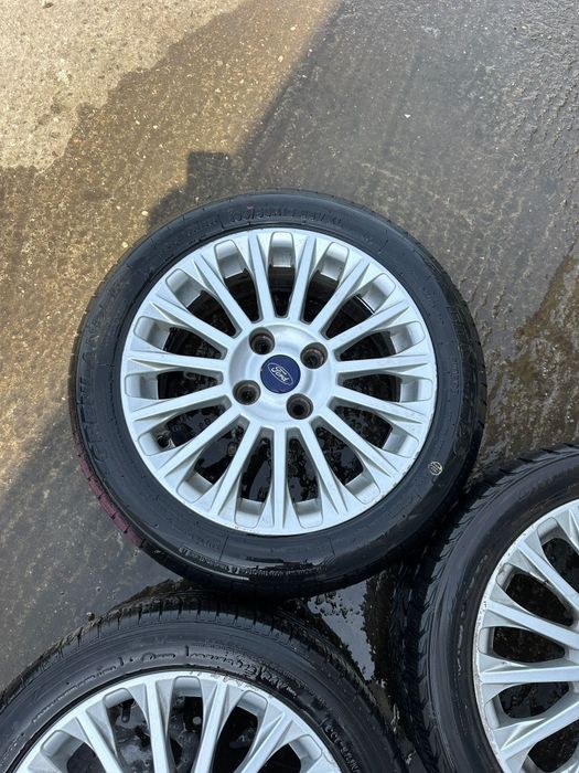 Jante Ford Fiesta VII R16