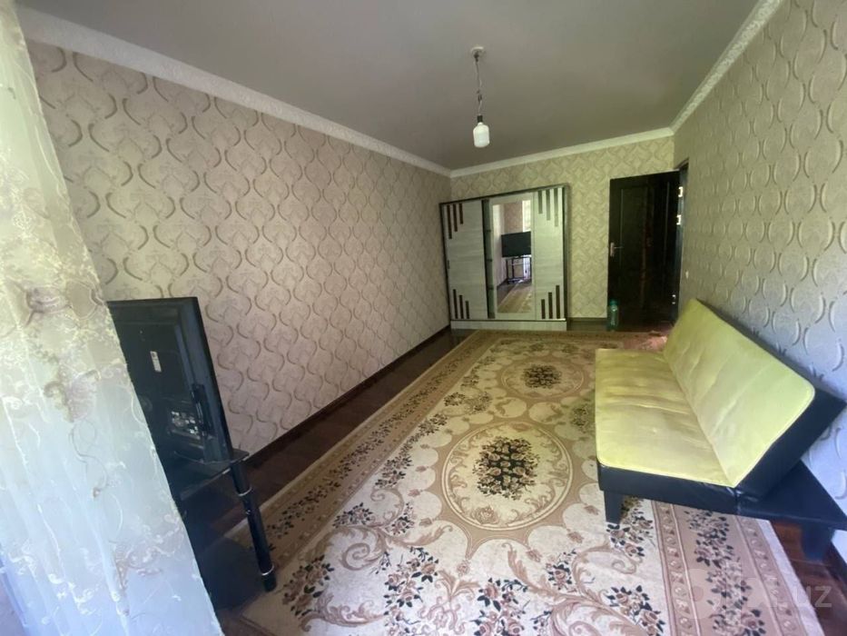 Срочно Чилонзор фархадскийда 1 хонали уй сотилади
