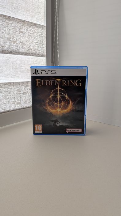 Диски с играми для PS4 и PS5