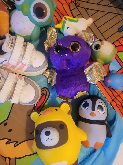 Adidasi copii sport Adidas gratis 10 jucării