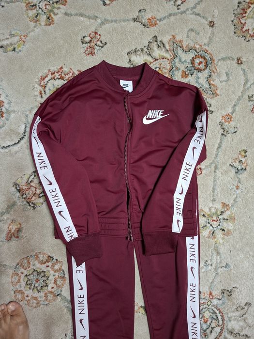 Спортивный костюм на девочку