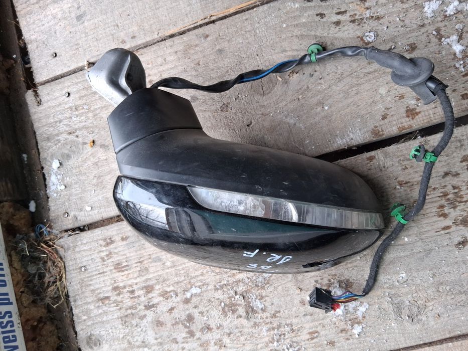 Oglinda dreapta completa Volkswagen Passat B8 2015-2018