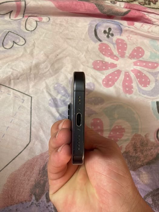 Iphone 15 pro Blue