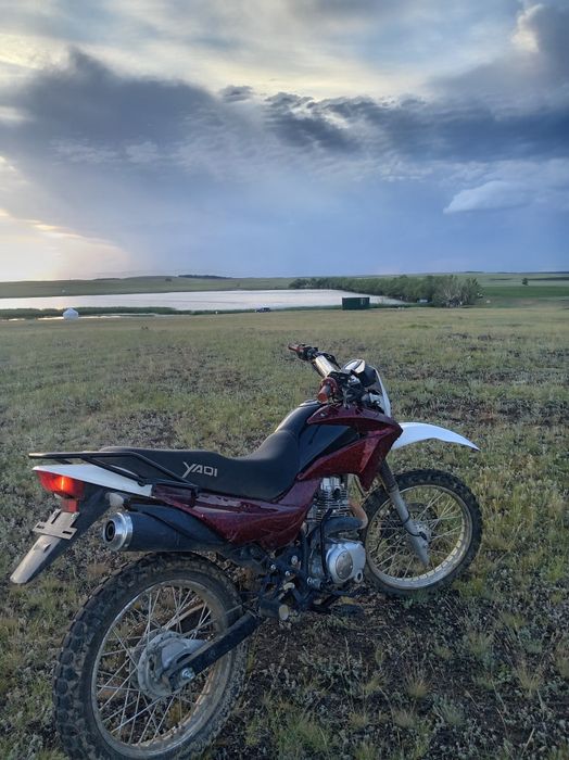 Продаю эндуро yaqi 250