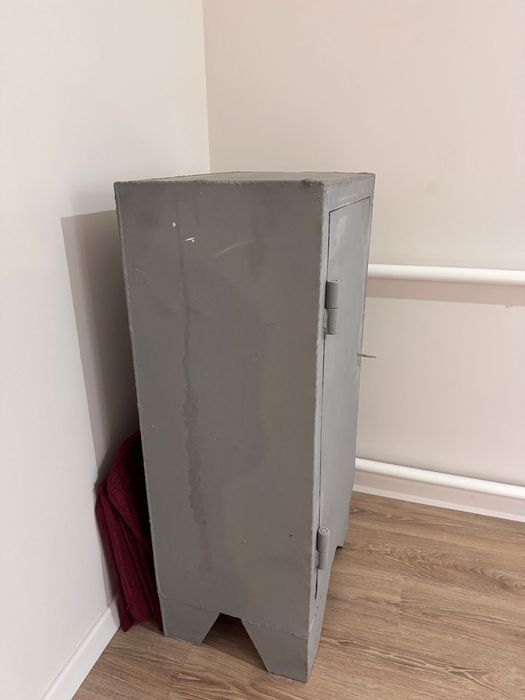 Продам сейф срочно