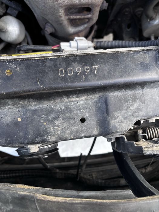 Toyota camry 2.5 продам