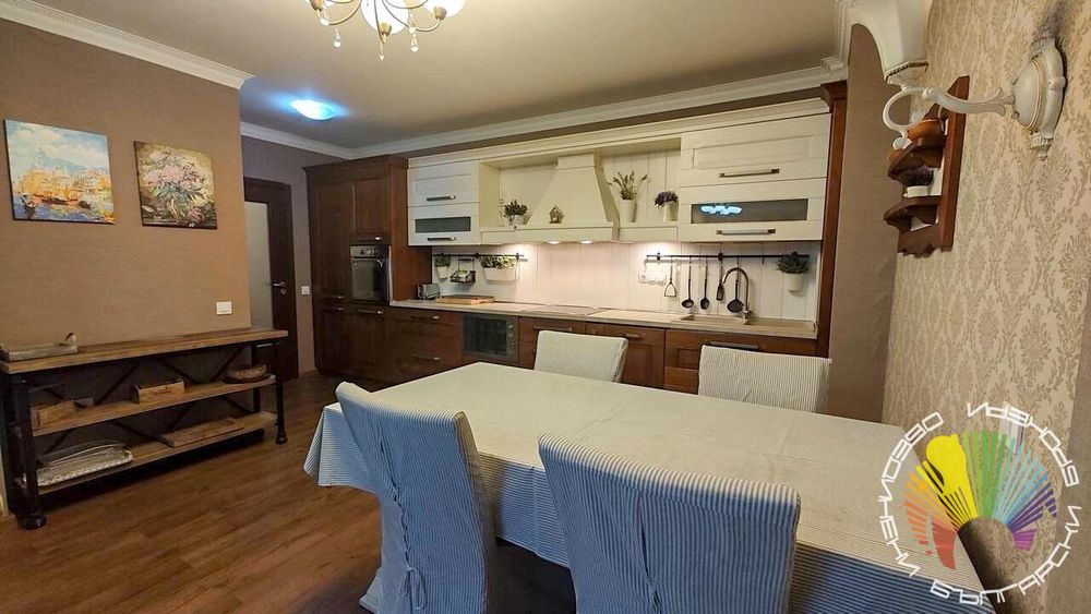 Дава се под наем Тристаен апартамент в Бургас, Лазур - 125 кв.м за 1200 € - Снимка #3