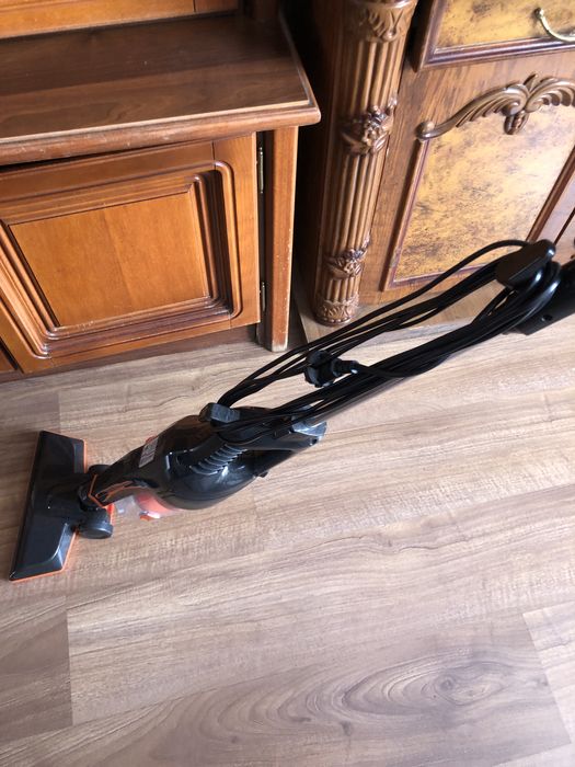 Пылесос вертикальный 10000  тенге