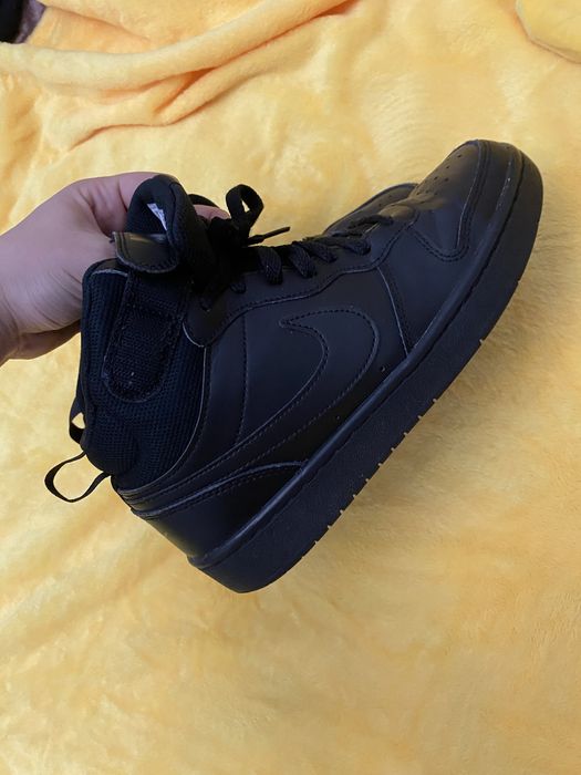 adidasi nike negrii