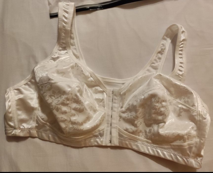 Сутиени 4ХЛ, 2 броя комплект