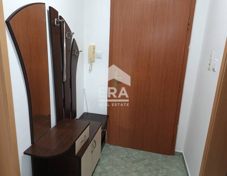 Дава се под наем Двустаен апартамент в Поморие - 69 кв.м за 355 € - Снимка #8