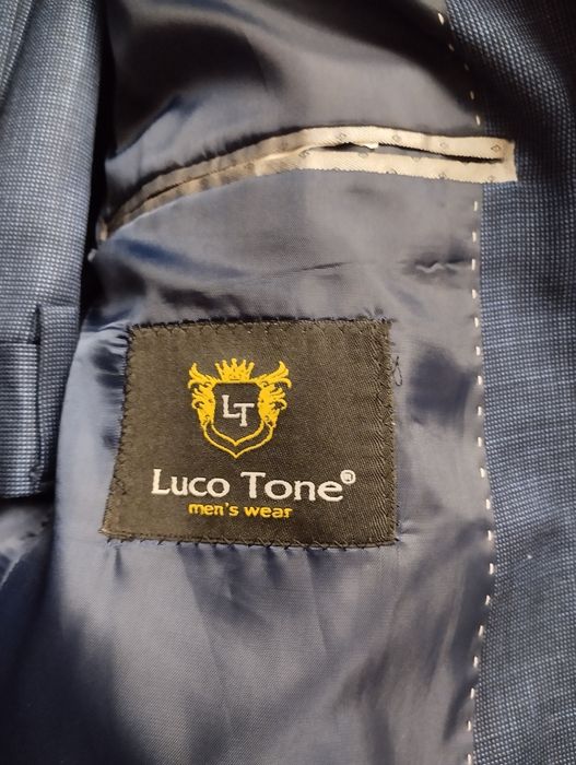 Продам костюм (Турция)