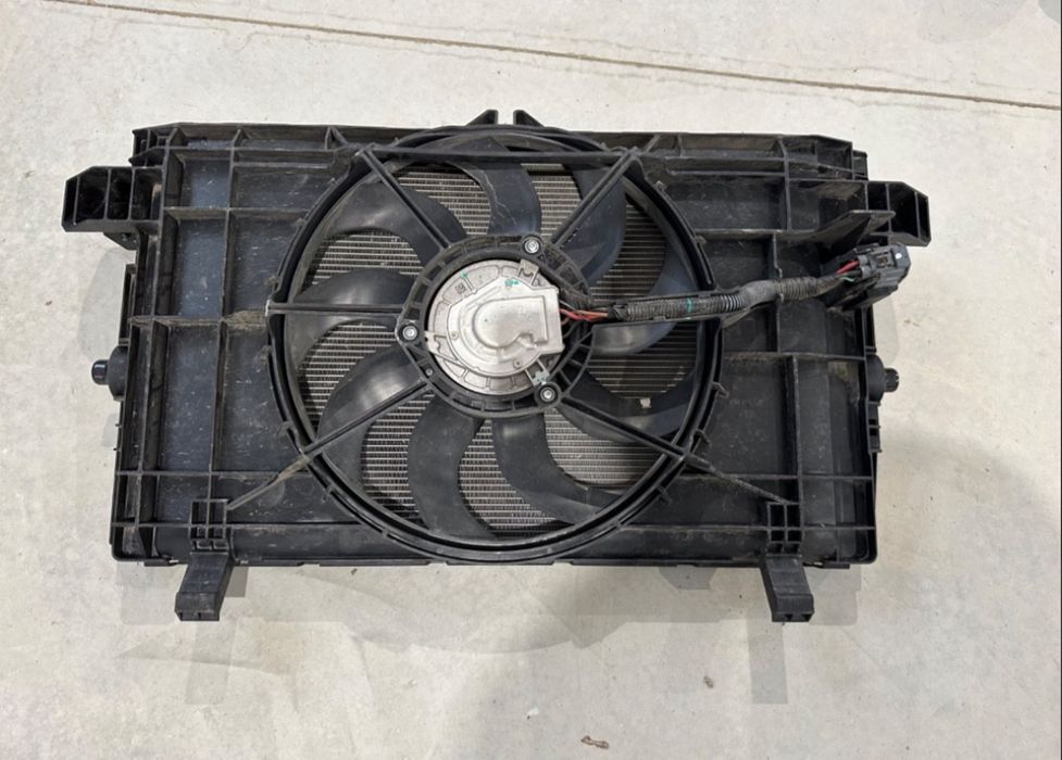 Radiator ac tesla x 2018