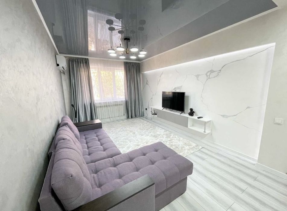 2-х комнатная люкс квартира на Арбате. Шымкент Плаза Центр