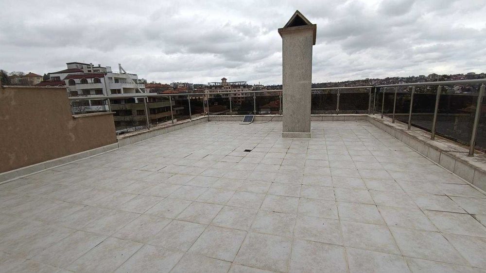 Двустаен мезонет в централна част на Бяла