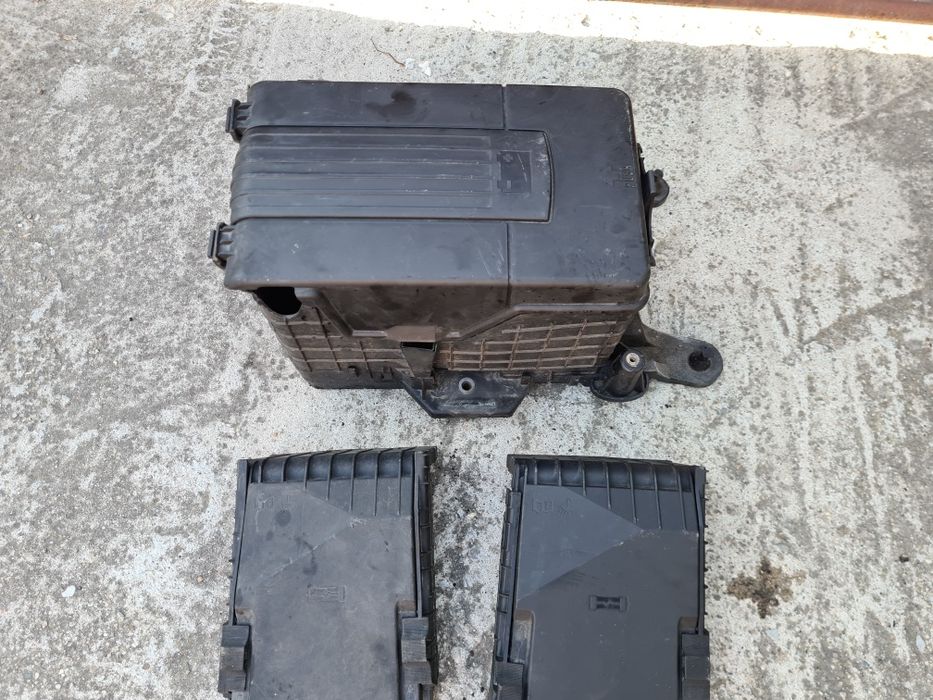 Carcasa baterie/Panou sigurante Passat B7 CC B6 Audi Seat Skoda