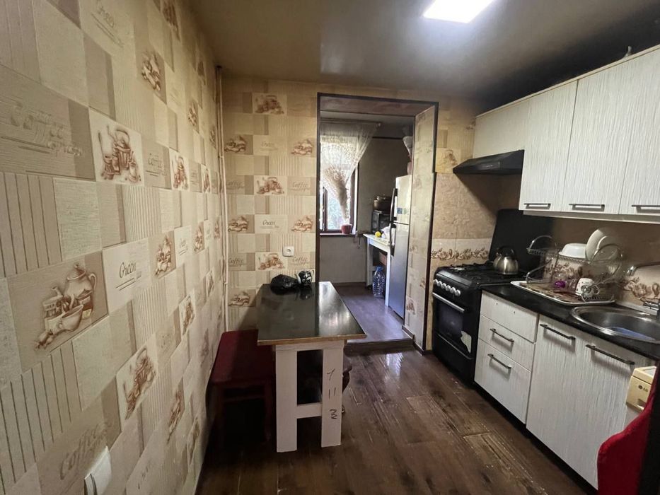 Uy sotiladi Срочно продаётся