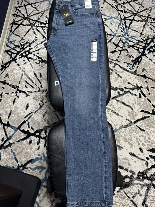 Джинсы Lee slim straight fit.p-36/32.