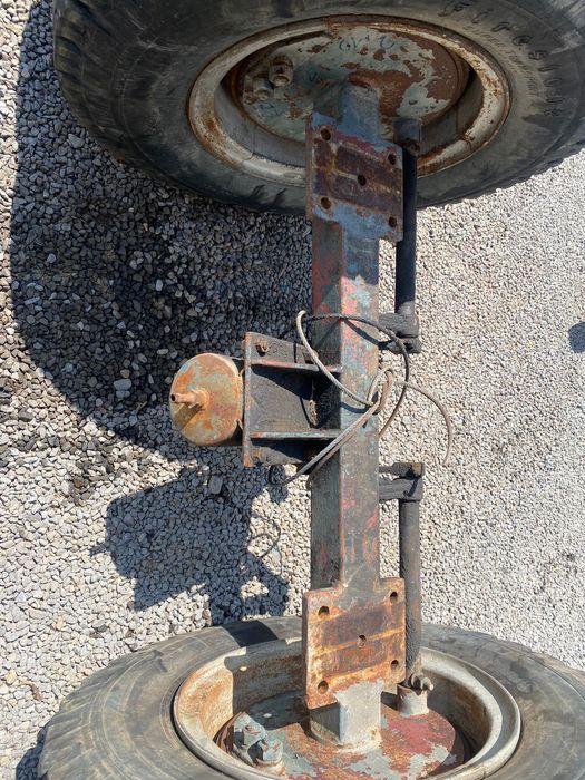 Axa 12 tone, 2.10 m latimea exterioara, cu frana