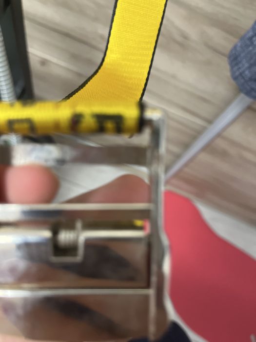 curea off white nou nouta