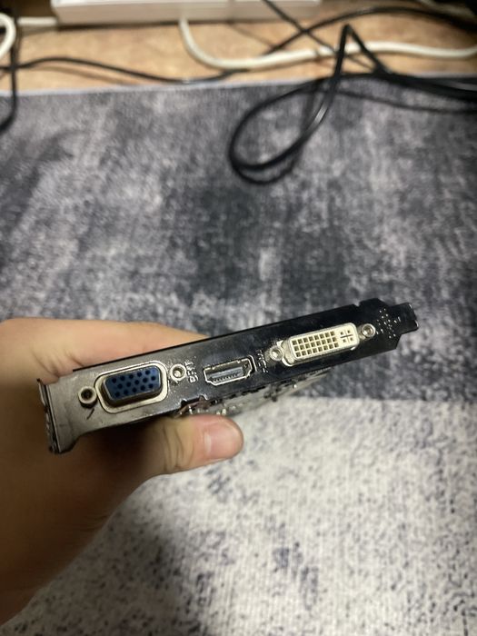 видеокарта Sapphire Radeon HD 5450