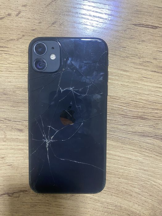iPhone 11 64GB СРОЧНО!