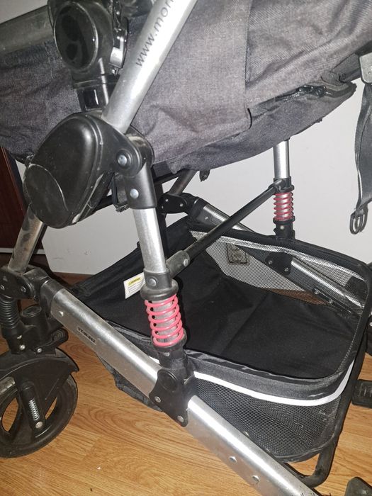 Carucior copil - firma Gala - cu suspensii