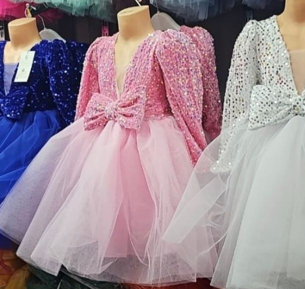 Продам платье за 8000