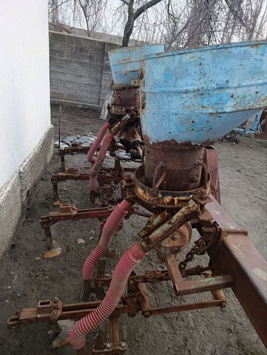 Kultuvator sotiladi..!