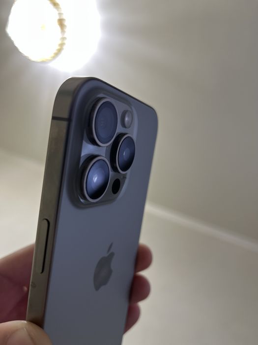 Продам Айфон 15 Pro