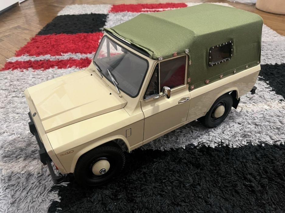 Aro 240 Construit scara 1/8