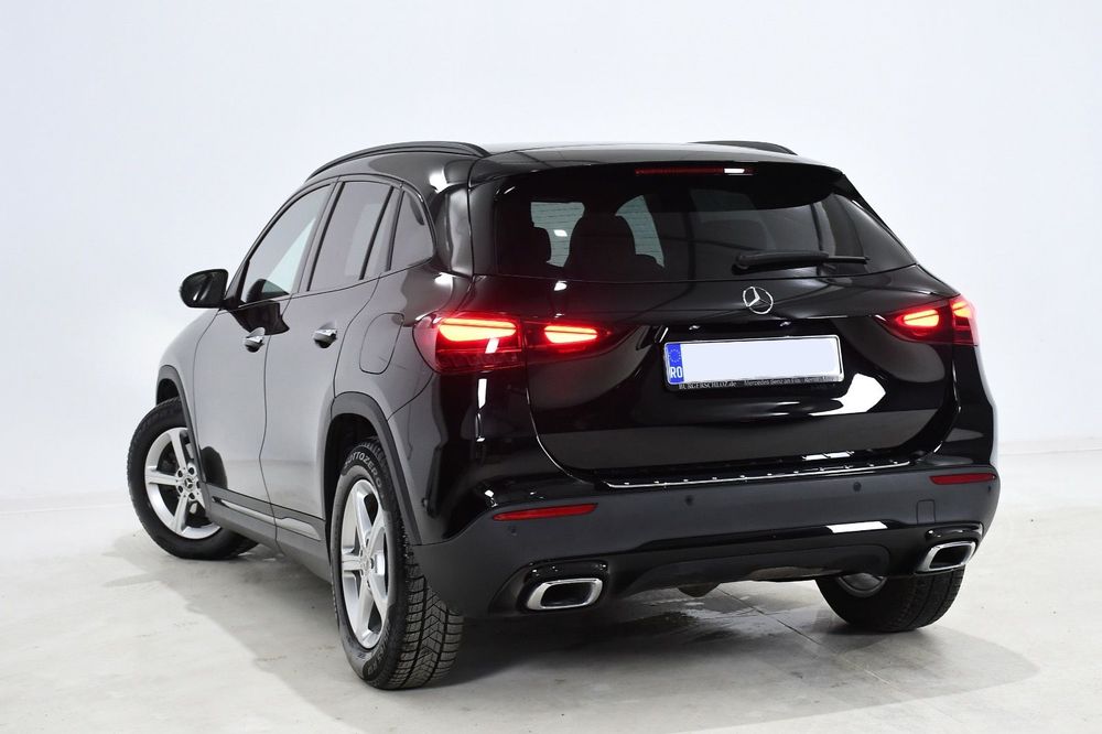 Mercedes-Benz GLA Mercedes-Benz GLA 180 Mild-Hibrid /  2024 / Full Led / Distr