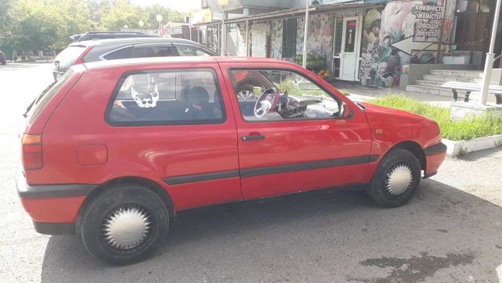 Автомобиль Гольф 3