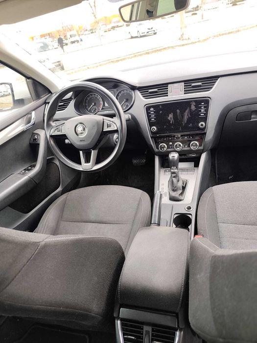 Skoda Octavia 2019 1.6 TDI (115 CP) DSG