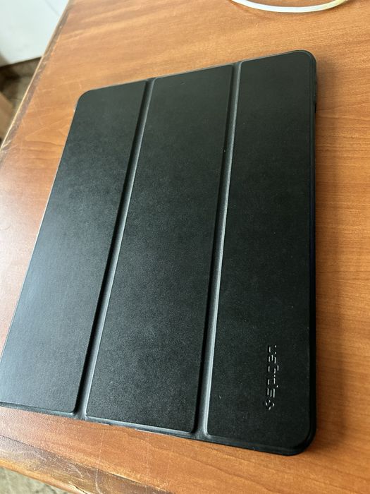 Продавам IPAD 13