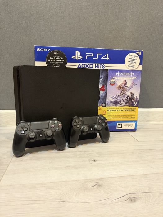 Play station 4 slim