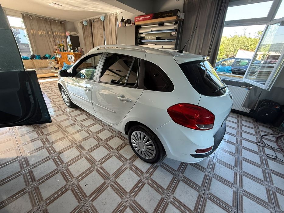 RENAULT Clio
