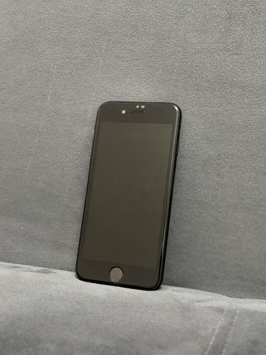 продам Iphone SE 128Gb