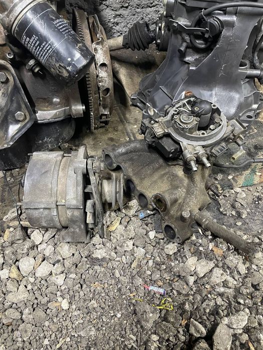 Двиготель Ауди 80 б3 моно