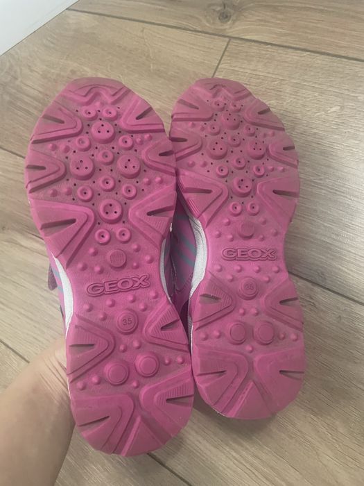 Кроссовки geox 35