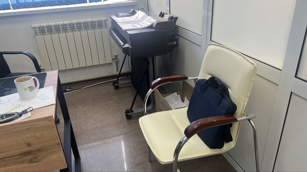 Продам плоттер HP DesignJet T520
