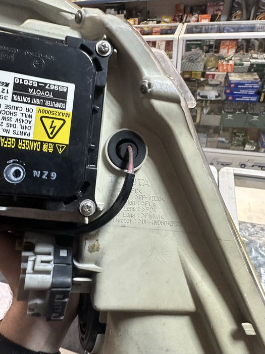 Фары Camry 40 оригинал