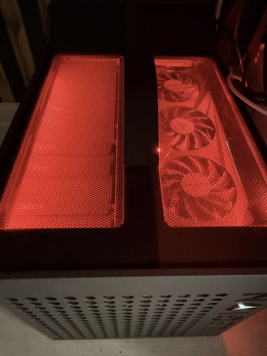 PC editare video / gaming – RTX 3060 Ti aproape noua – rapid si stabil
