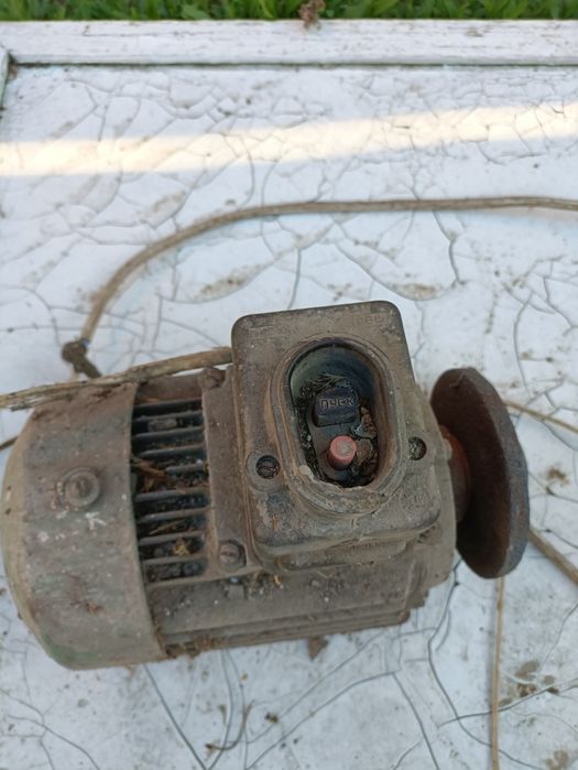 Продается точилка. Мотор